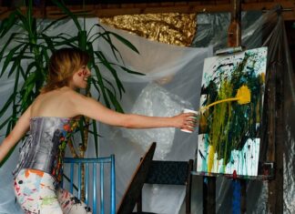 Czy można dolać wody do płynu do spryskiwaczy?